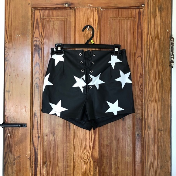 Tiger Mist Pants - Star High-waisted tie up shorts